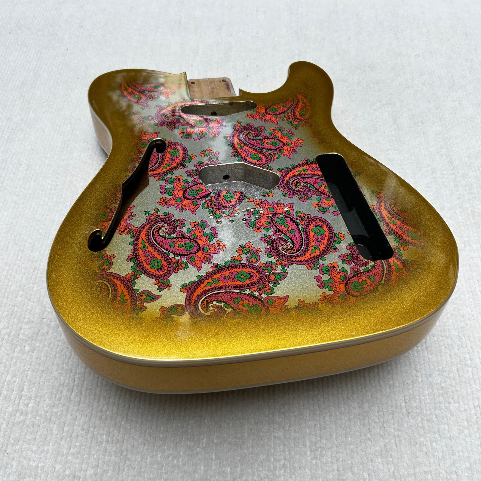 Guitar body Telecaster Thinline Paisley Gold silver SS Carbonized alder 4.08 LBS