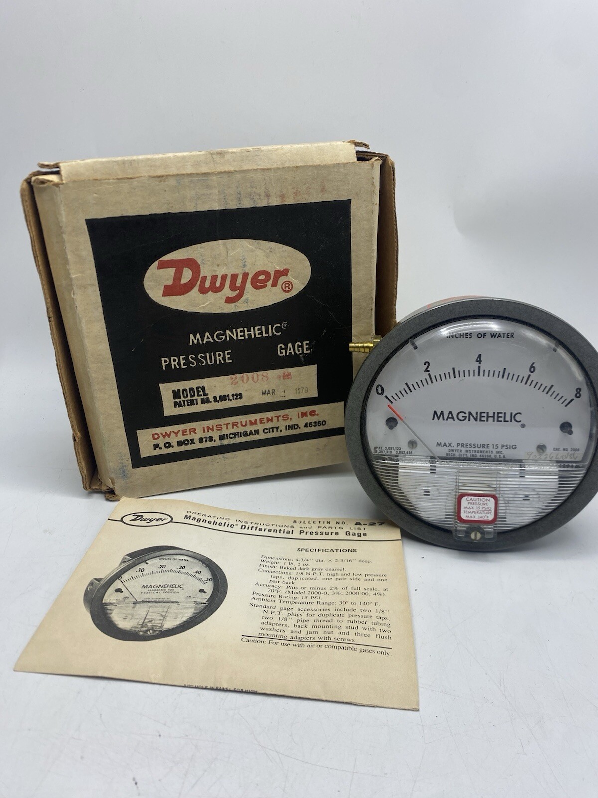 Dwyer Magnehelic Pressure Gage 2008