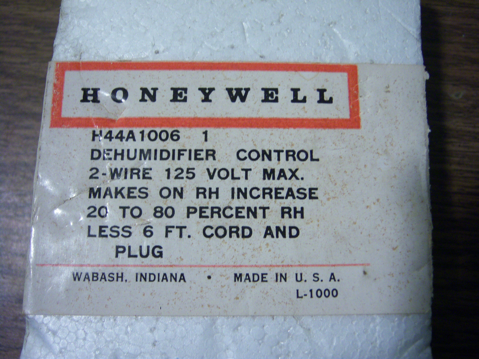 NEW HONEYWELL DEHUMIDIFIER CONTROLLER H44A1006 1 2-WIRE 125V