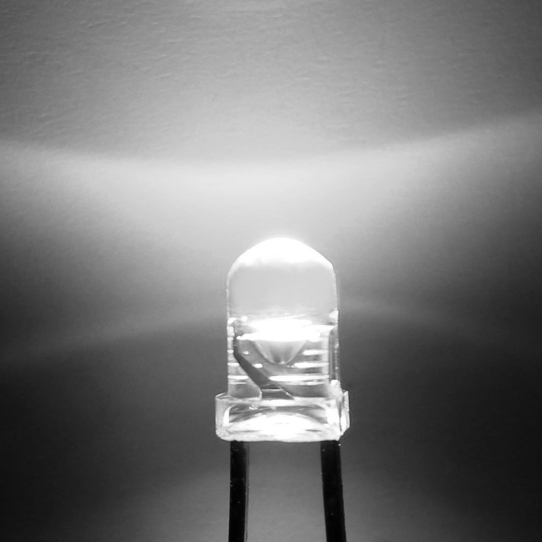20pcs 3mm White LED Diode Lighting Electronics Component Emitting Light 3-3.4V