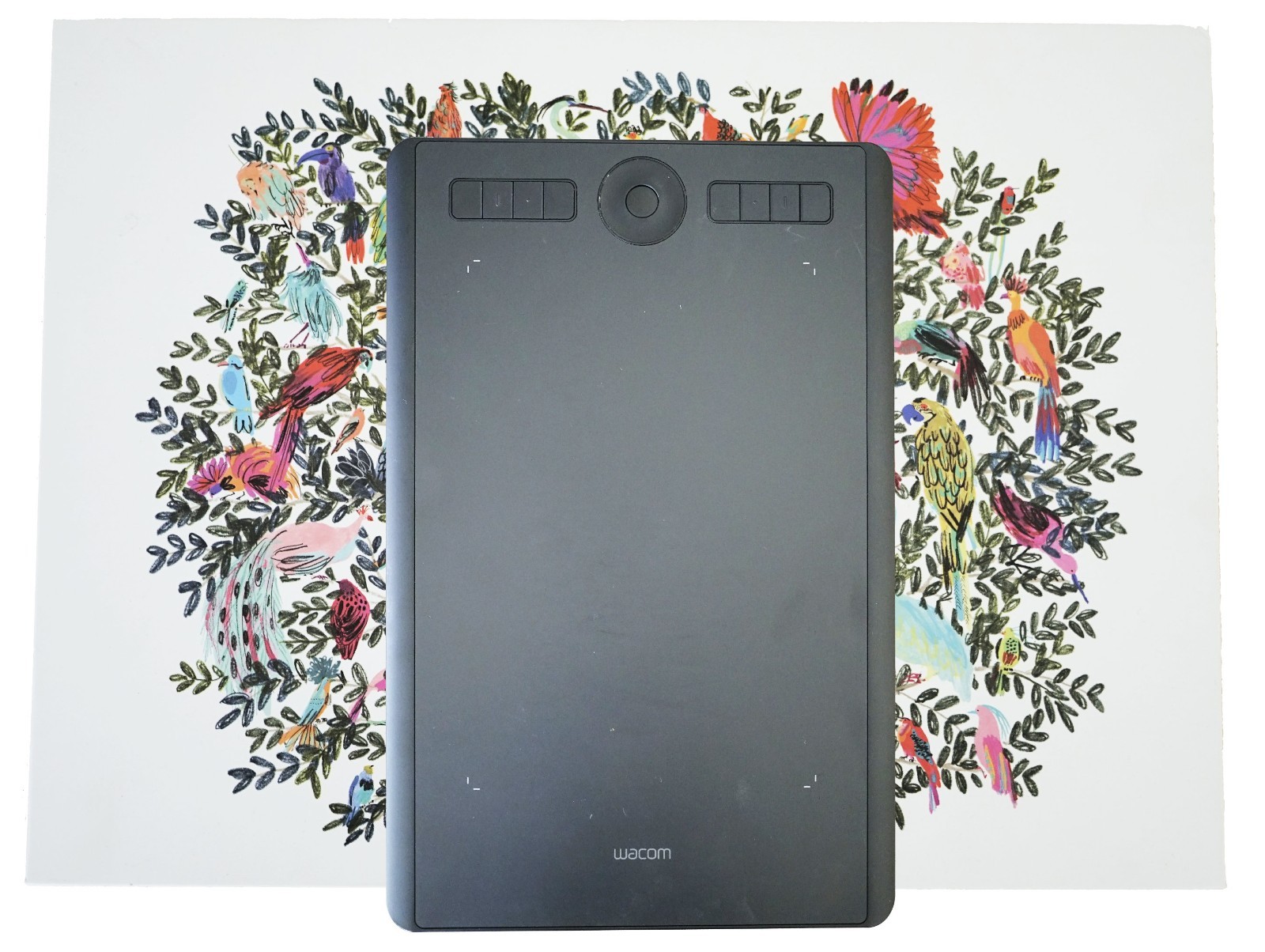 GENUINE Wacom Intuos Pro PTH-660 Medium Graphics Bluetooth DRAWING TABLET ONLY