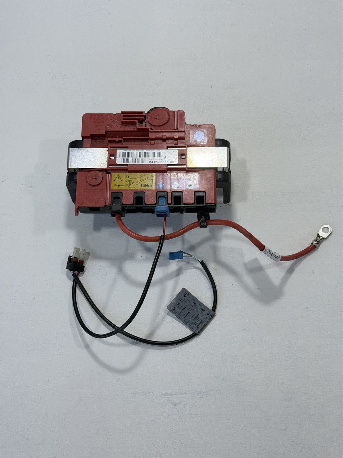 2008-2013  BMW E88 128i Power Control Unit 693665508 OEM