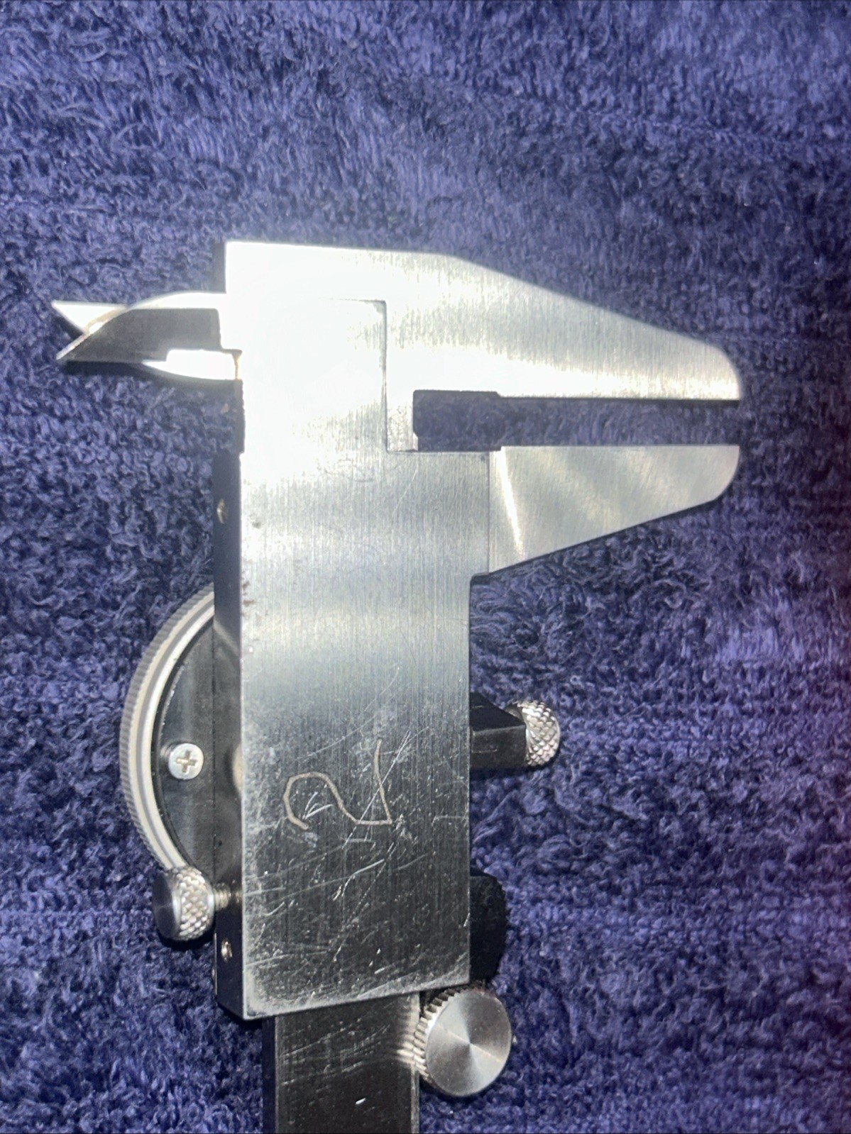 Mitutoyo No. 505-626 6” Dial Caliper Tool With Case Excellent
