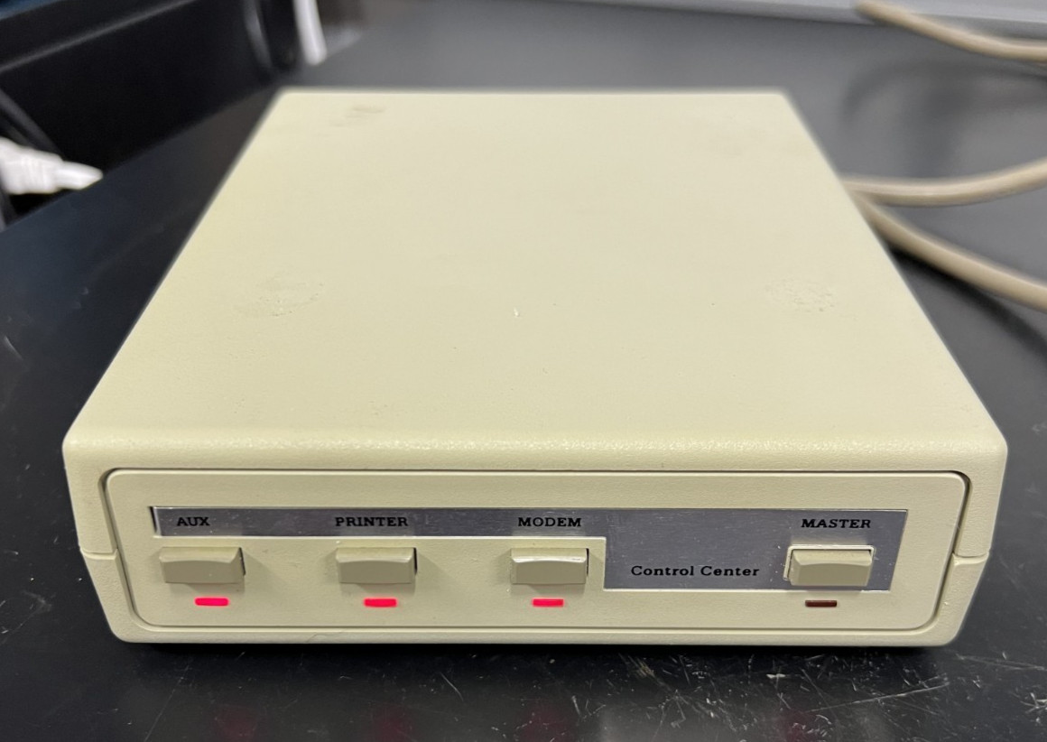 Vintage Dialco 415-0001 Apple IBM Compatible Control Center Power Adapter Switch