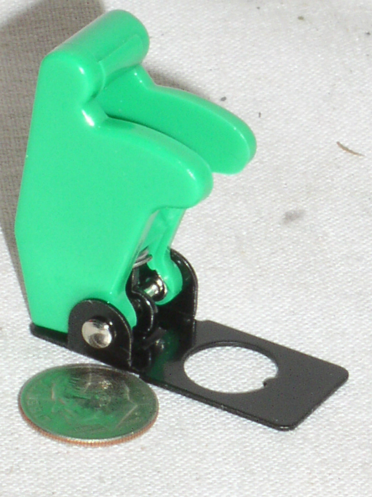 4 GREEN PLASTIC SAFE TOGGLE SWITCH FLIP SAFETY COVER GUARD MILITARY NITROUS USA
