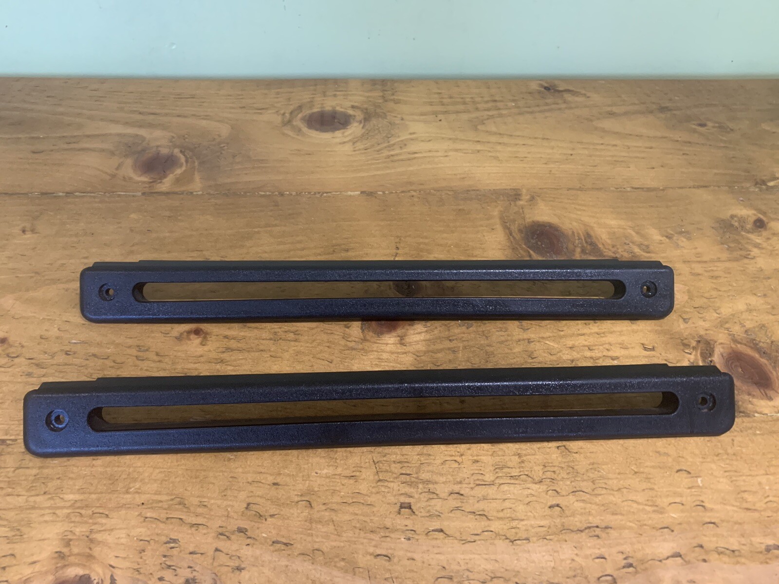 LAND ROVER DEFENDER-DASH TOP VENTS-GOOD CONDITION-LATER LONGER TYPE-300Tdi/Td5