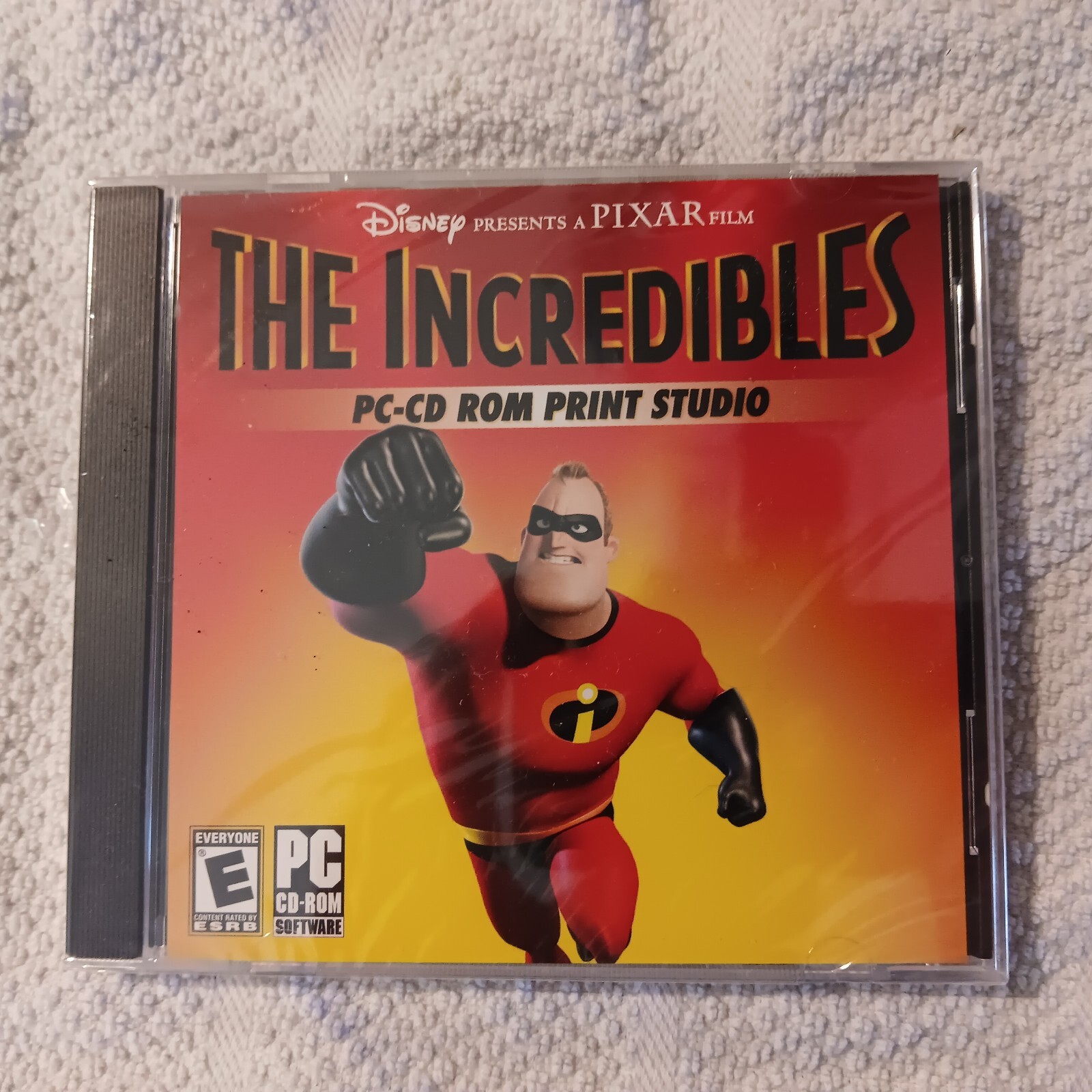 The Incredibles PC CD-ROM Print Studio Disney Pixar Windows 98/Me/XP New Sealed
