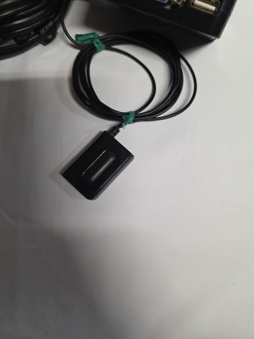 IOGEAR GCS22U: KVM Switch-2 ports