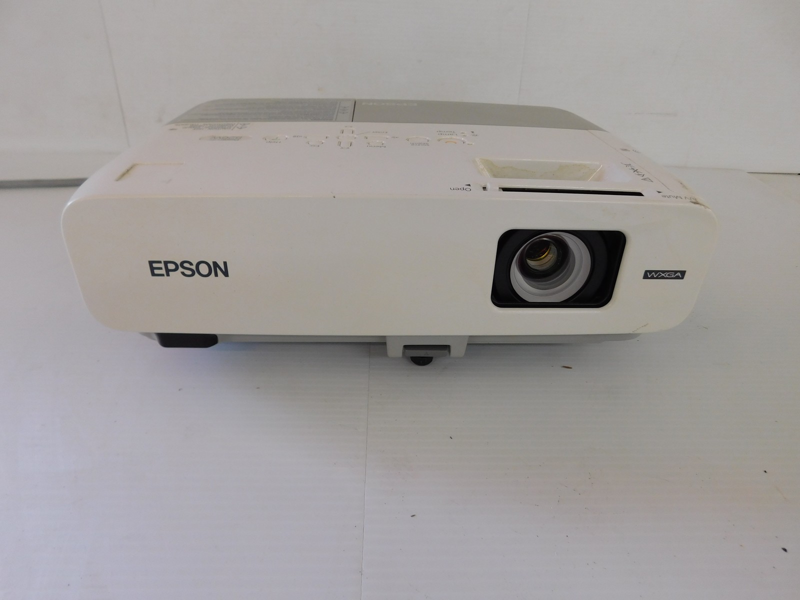 EPSON LCD PROJECTOR MODEL H296A (BSJ26)
