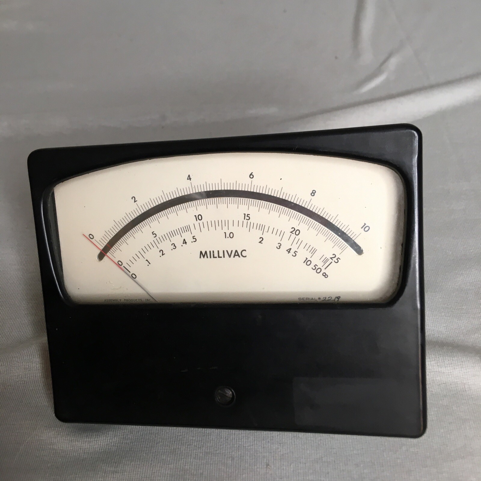 millivac multimeter 2219 fs 500 ua dc a620
