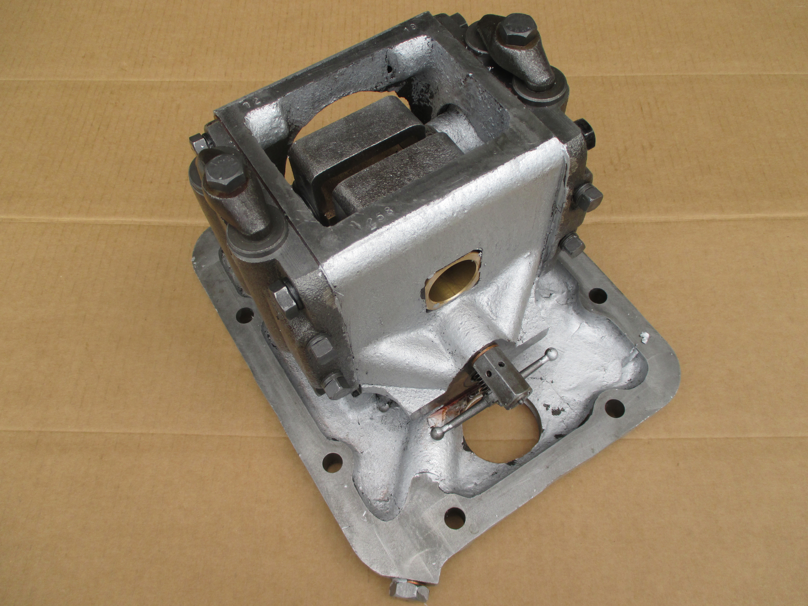 HYDRAULIC PUMP FOR FORD 2N 9N