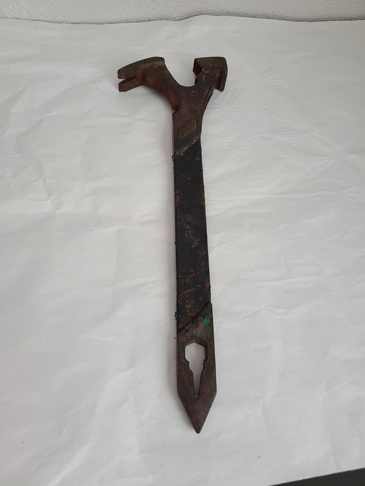 VTG 18-Inch Annihilator Utility and Wrecking Bar, Blade For Drywall, US