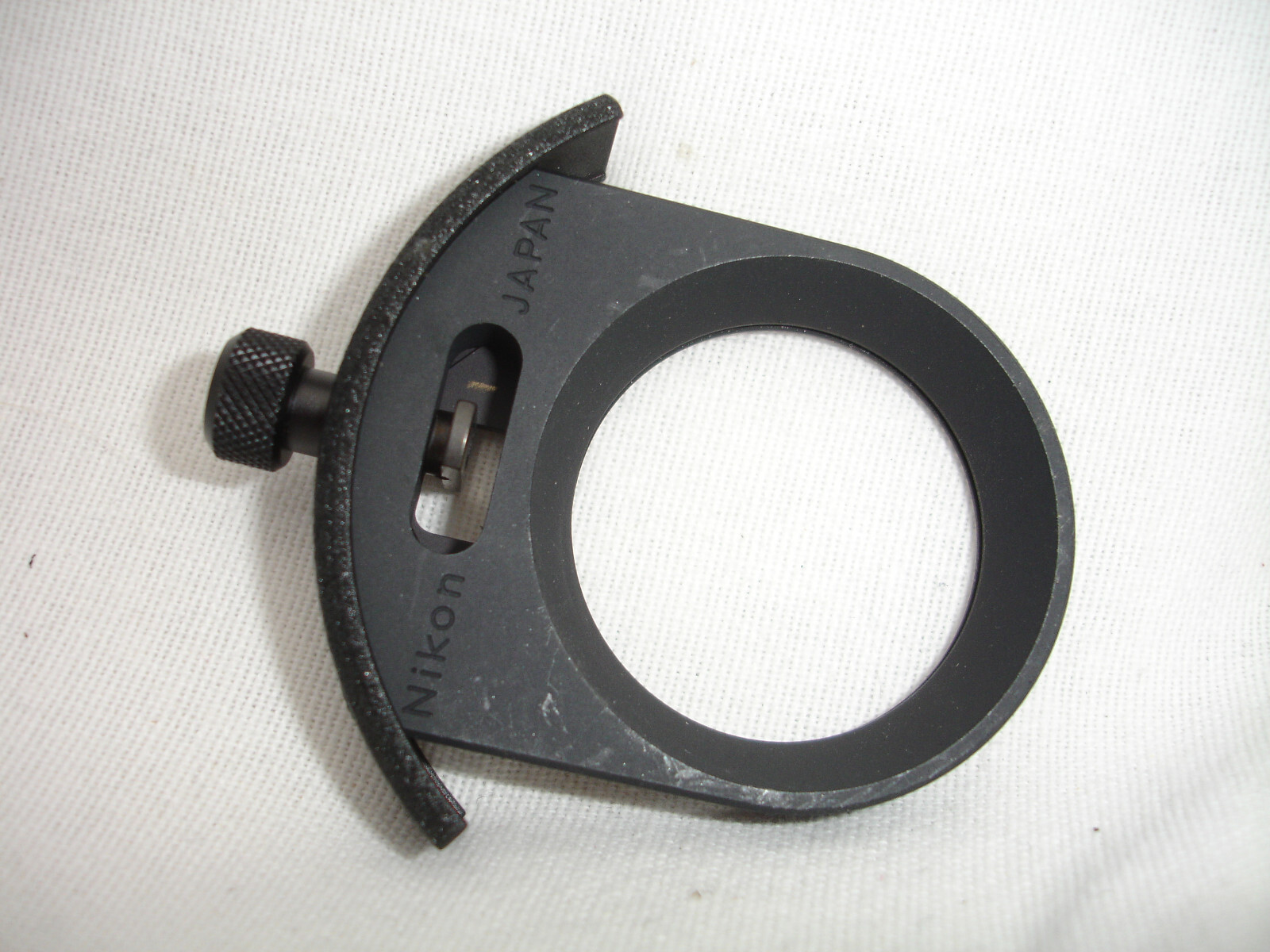 Nikon 39mm Drop-In Gelatin Filter Holder for 300 f2.8, 400 f3.5, 600 f4, 800 f8