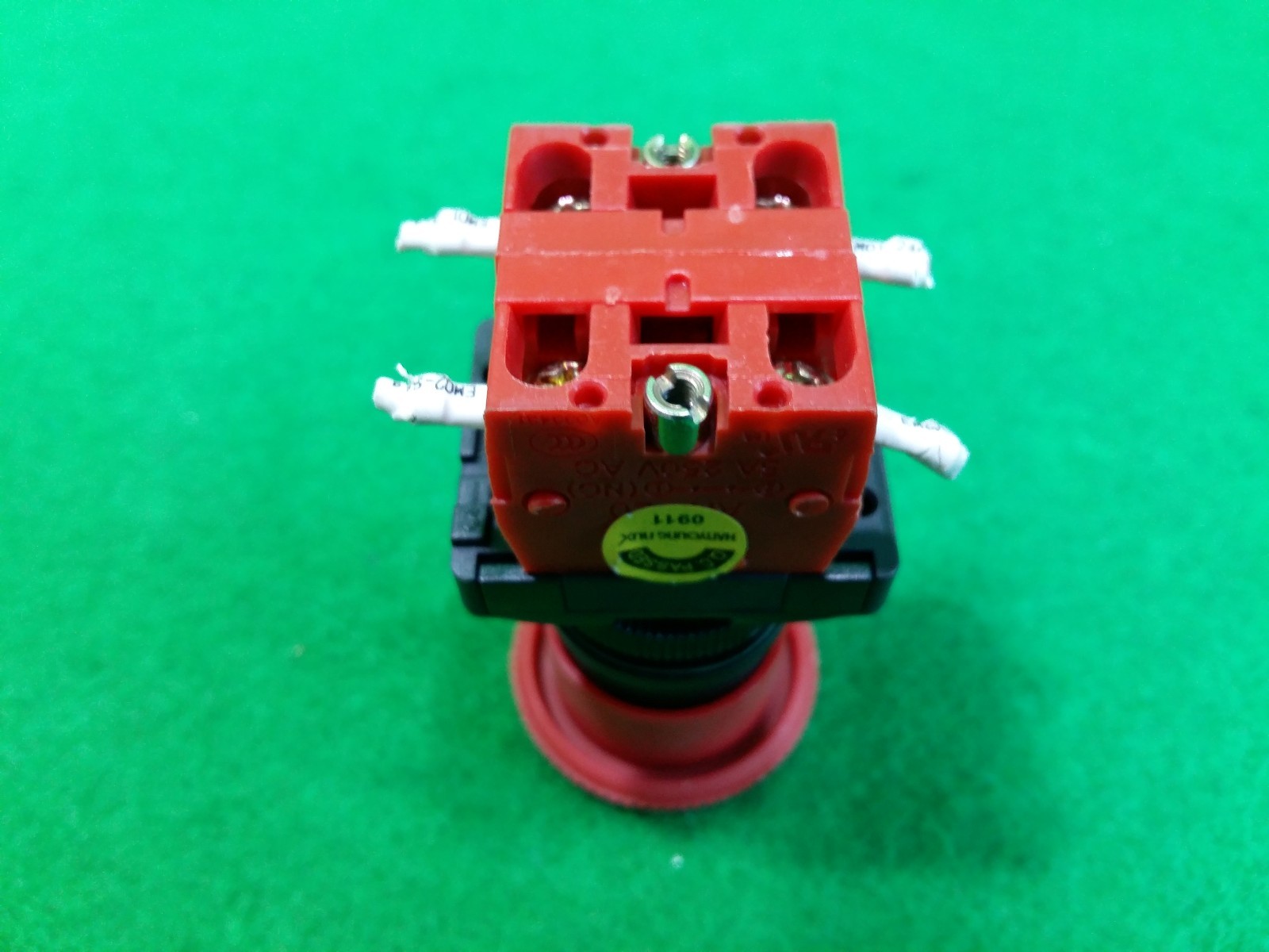 HANYOUNG AR-20 CONTROL SWITCH 5A 250V, USED
