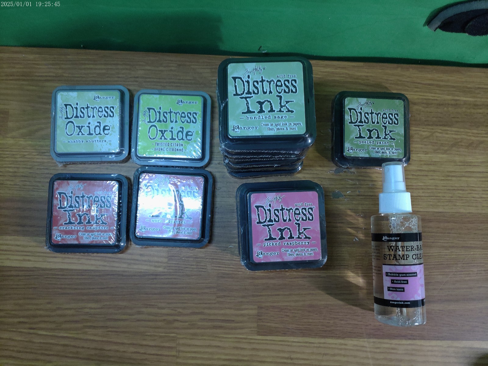 Ranger Tim Holtz Distress Ink/Oxide  Pad BUNDLE 14 Pads & 1 Cleaner-Multi colors