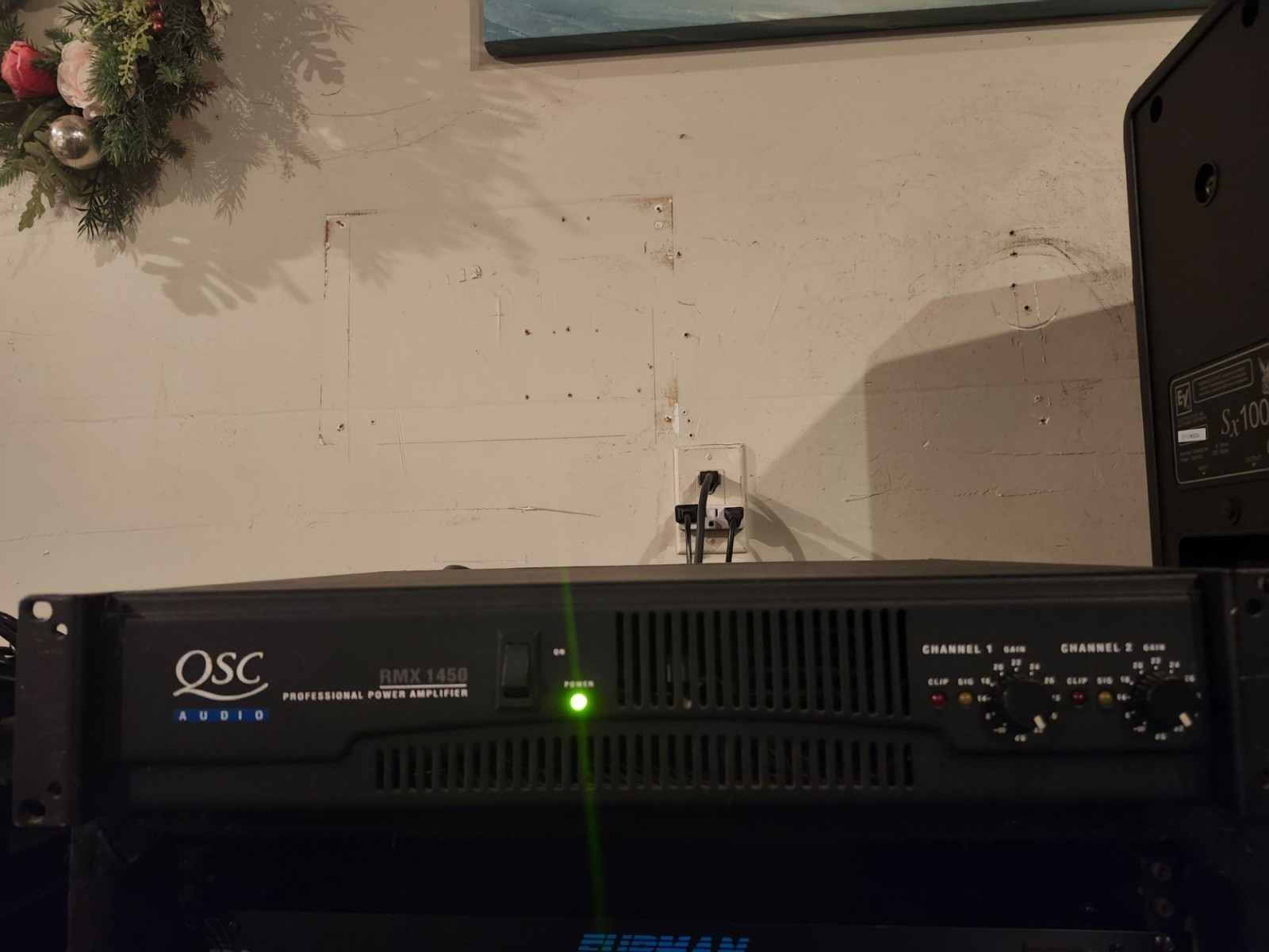 QSC RMX1450 Amplifier 1400 Watts