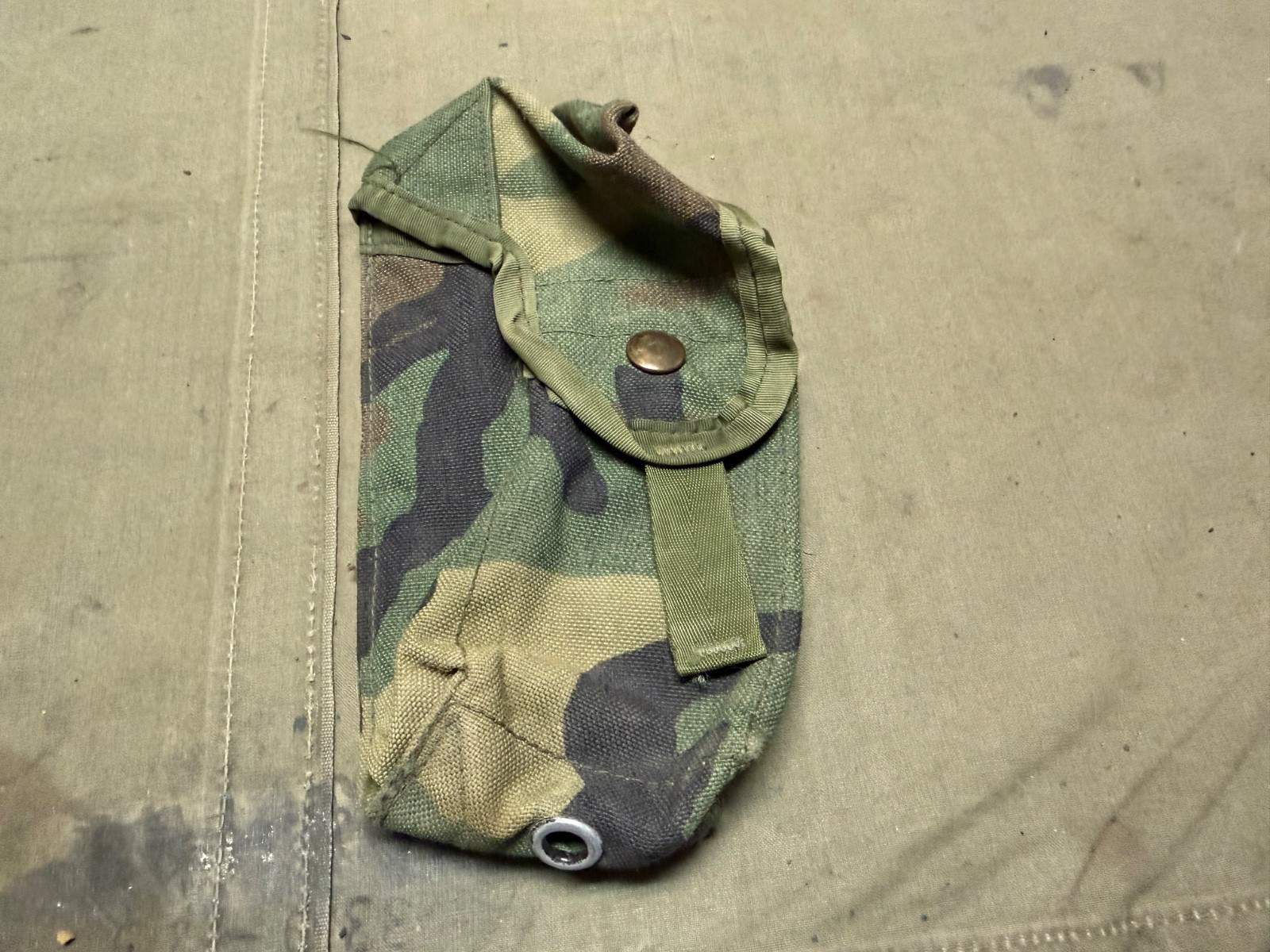 ORIGINAL US ARMY DESERT STORM WOODLAND CAMO 556 30RD AMMO MAG POUCH POCKET-SDS