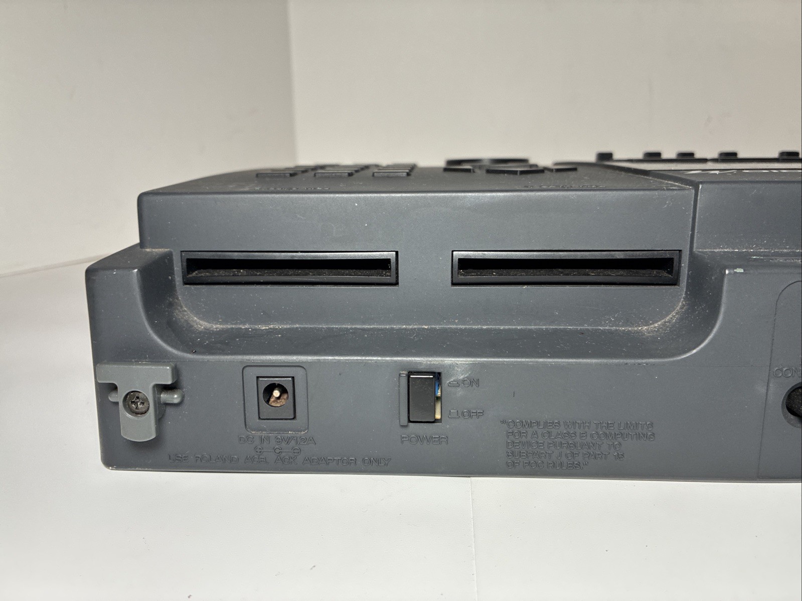 Roland MV-30 Studio For Parts or Repair Read Description