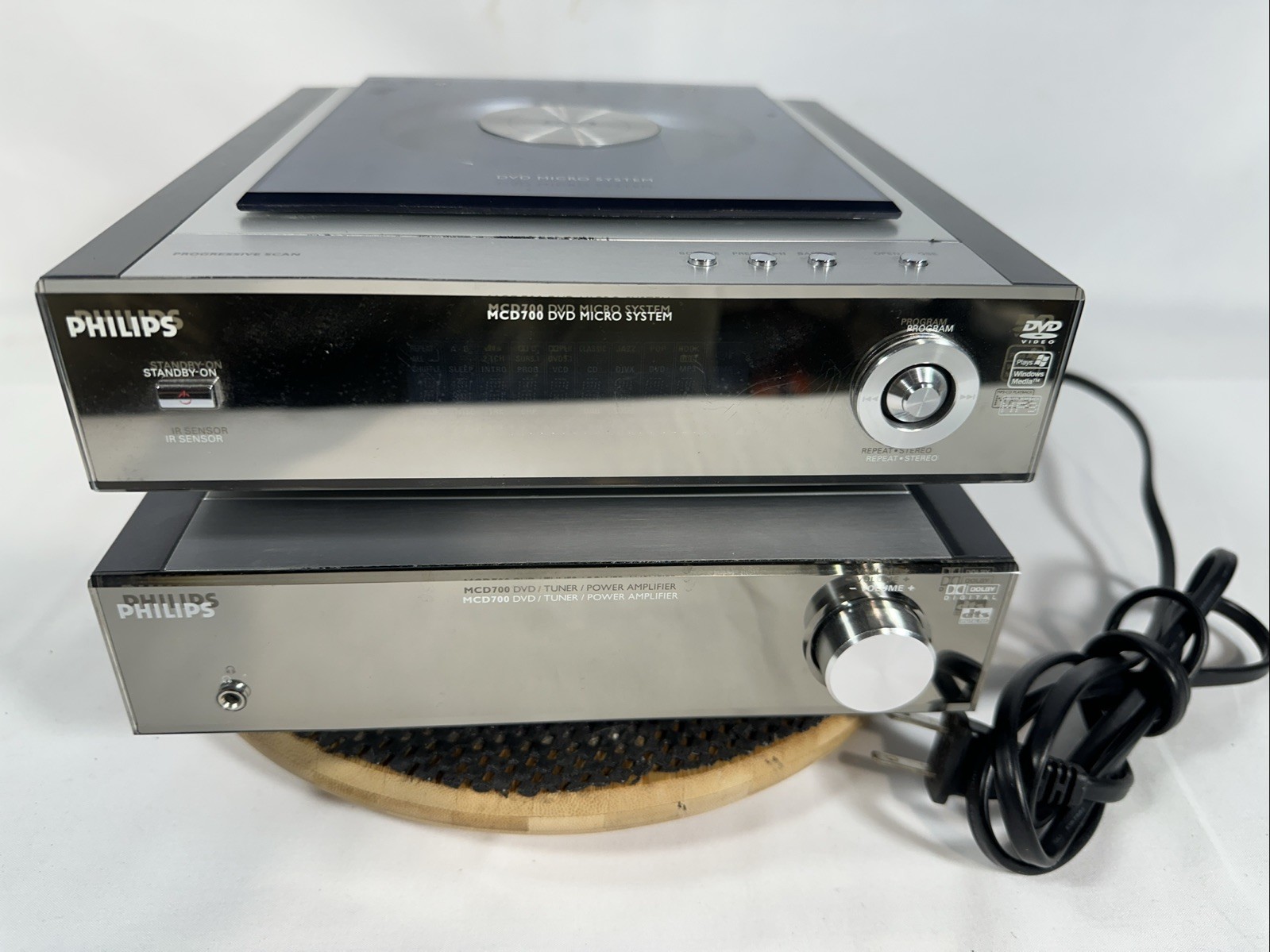 Philips MCD700/37 Micro Theatre DVD/CD Tuner/Amp NO Speakers or Remote PART/RPR