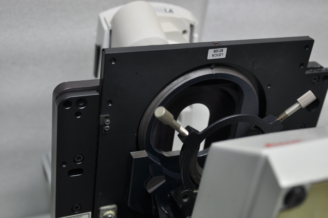 Leica DMLA Binocular compound microscope & CTR MIC Control, Smart Move joystick