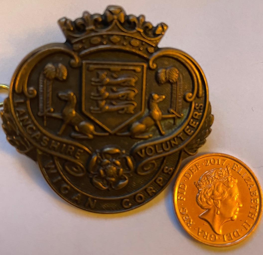 British LANCASHIRE VOLUNTEERS CAP BADGE -WIGAN CORPS