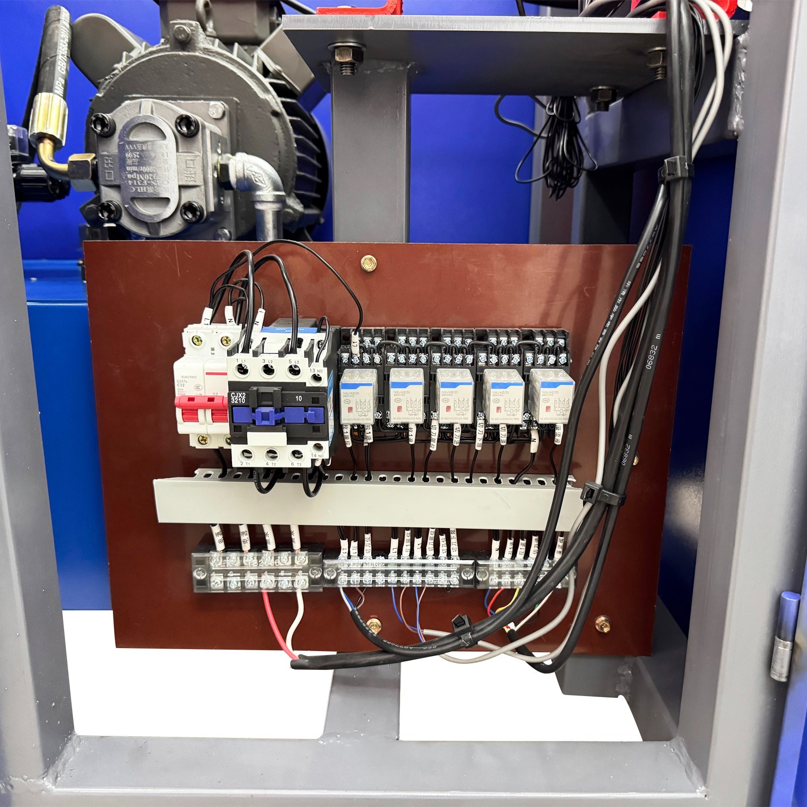 220V 1PH 4KW Stator Copper Wire Pulling Machine 8-Claw Single Head Hydraulic