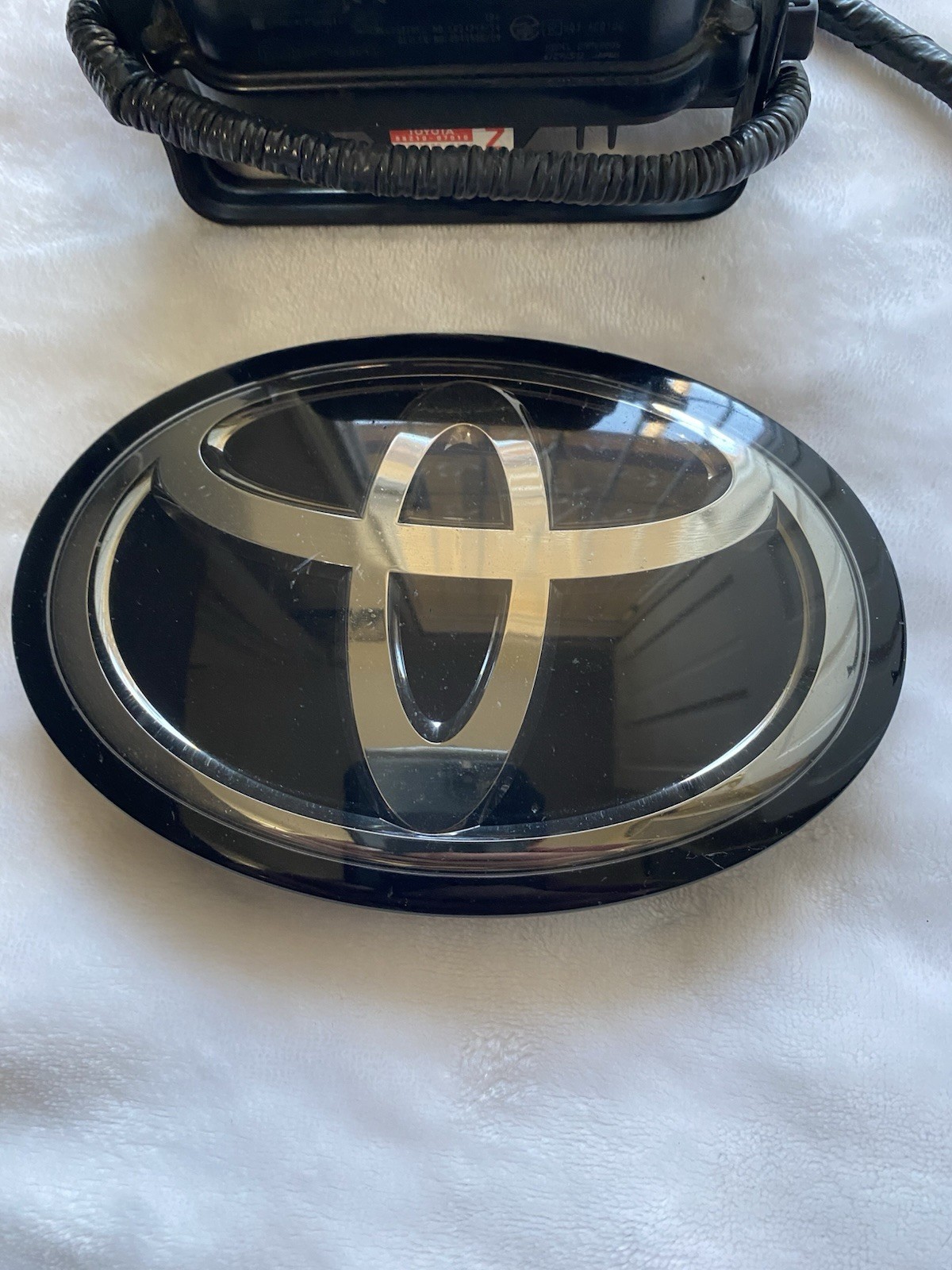 2018 Toyota Highlander Radar Module Distance Sensor + Emblem OEM