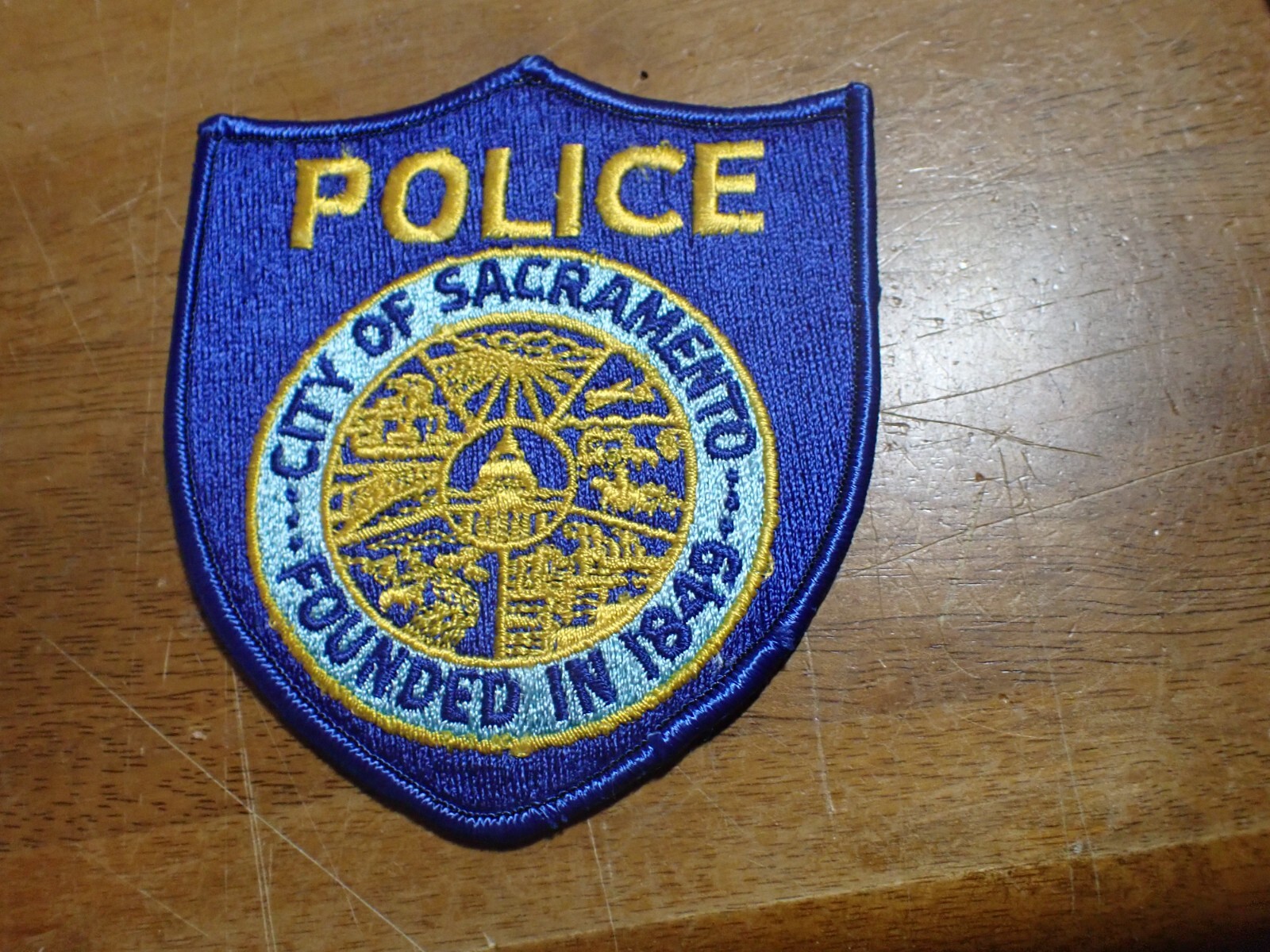 SACRAMENTO CALIFORNIA POLICE OBSOLETE PATCH     bx x #57