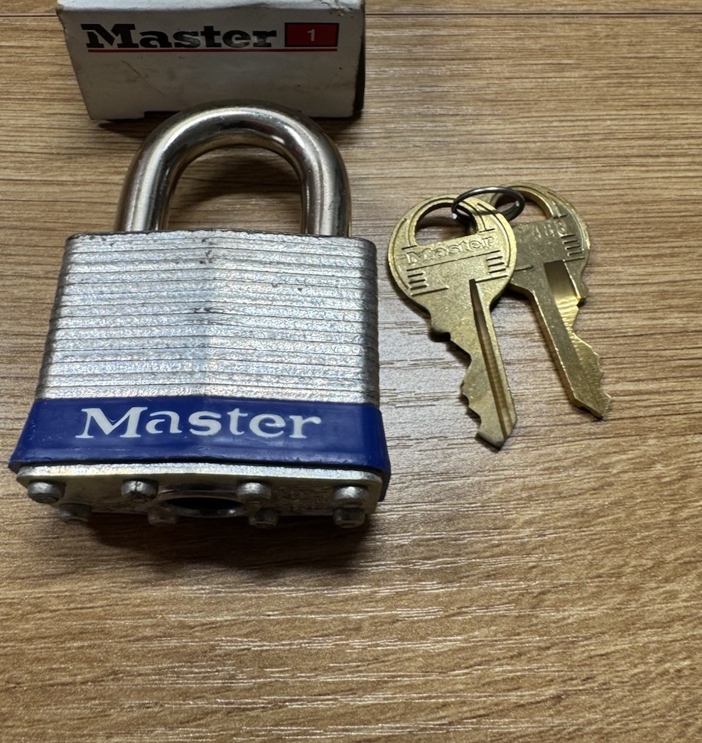 Master Lock | Laminated Padlock