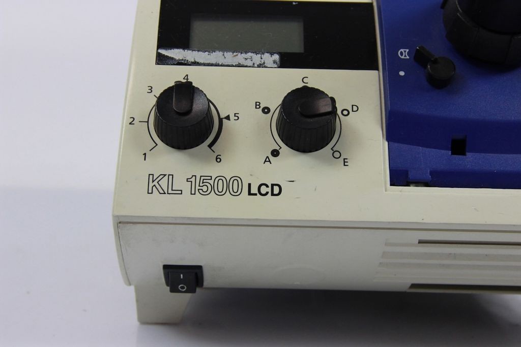 SCHOTT KL 1500 LCD Cold Light Source With 2 Light Guides 150 W