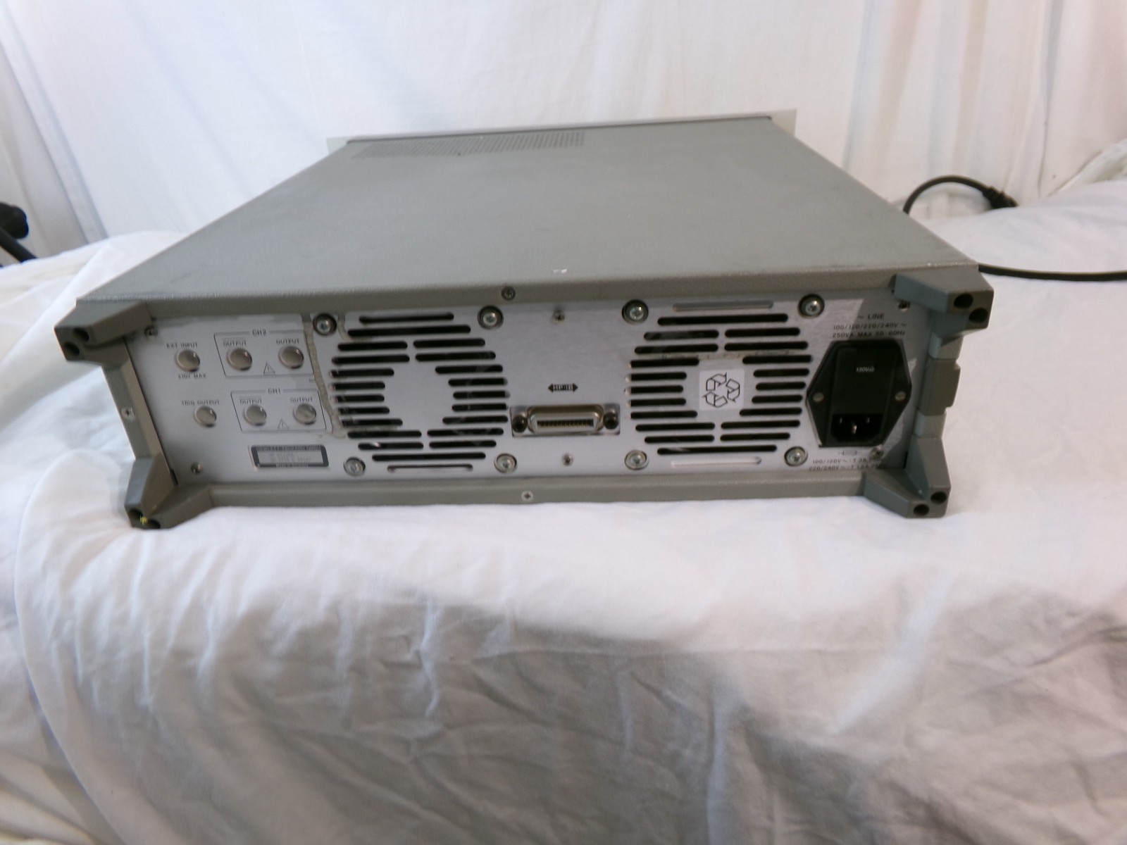 Agilent Hewlett Packard E1215A High Speed Width Generator