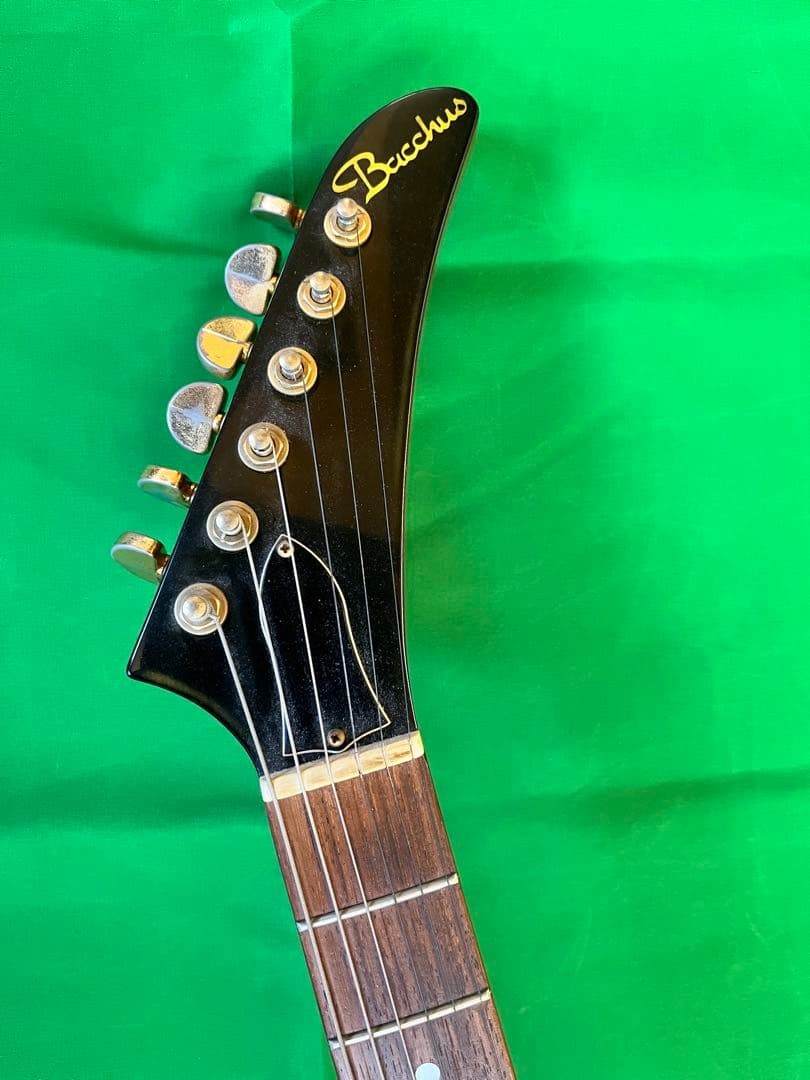 Bacchus Explorer Eric Clapton Specs Elbow Cut