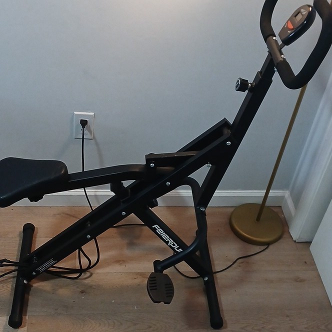 Fetier F1 Exercise Bike Magnetic Resistance LCD Display Adjustable Seat Black