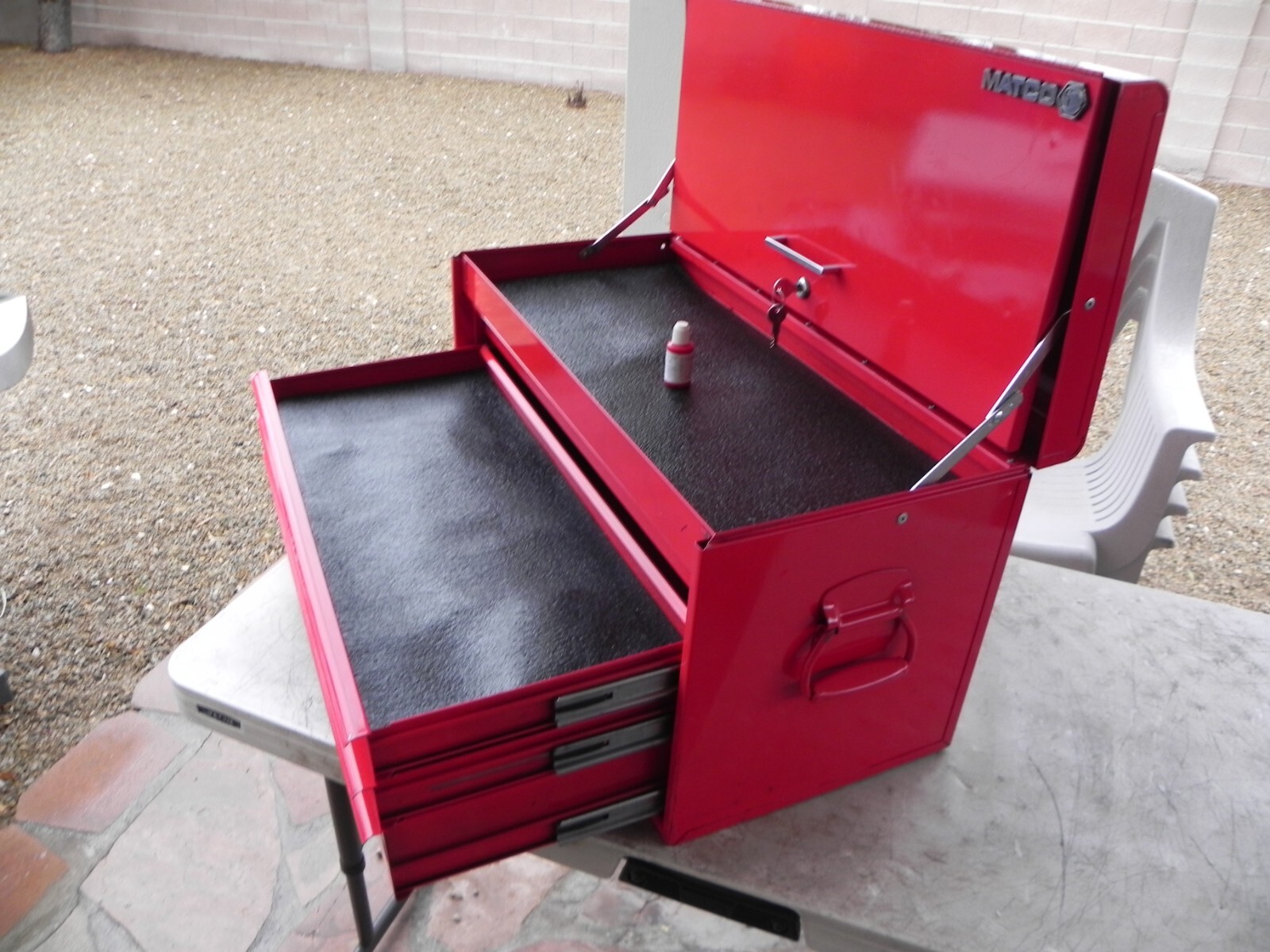 Matco Tools 4 Drawer Heavy Duty Flip Top Chest Fire Red 2 Keys (Super Rare)