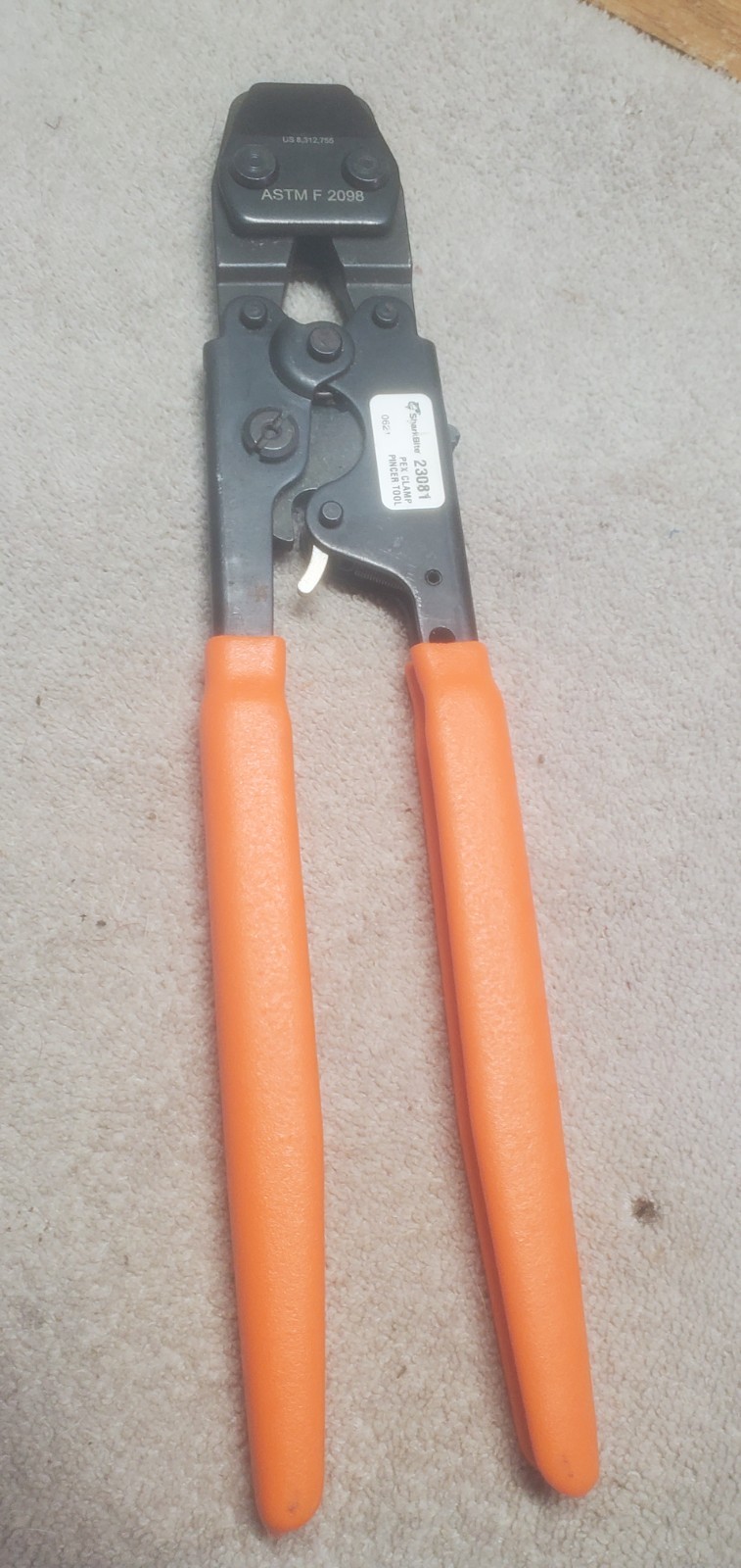 SharkBite 23081 PEX Clamp Pincer Tool