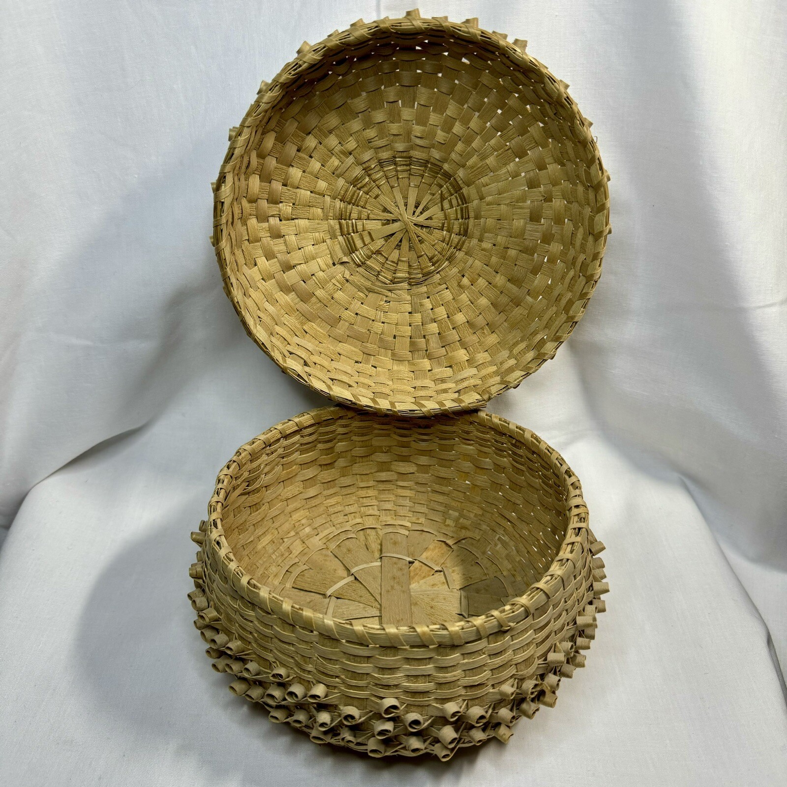 Handmade Vintage Porcupine Coil Curl Basket Native Indian Reed Lidded Weave