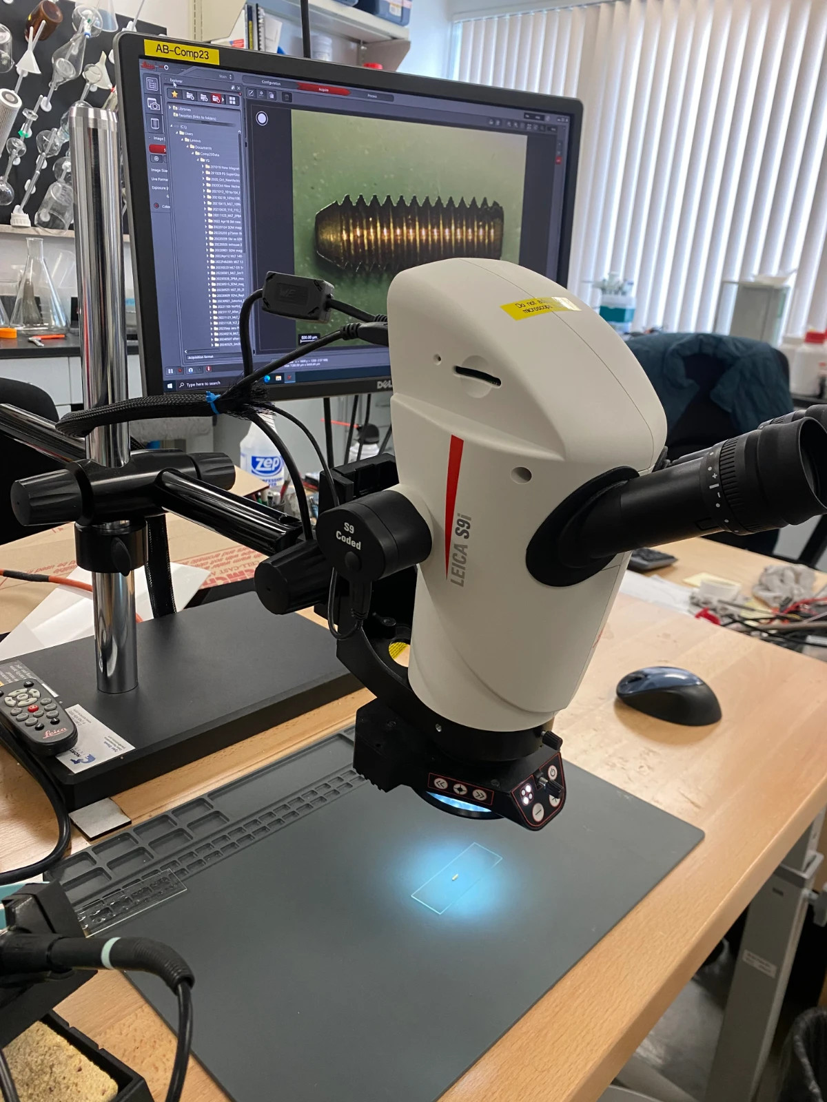 Leica S9i Sterozoom Microscope