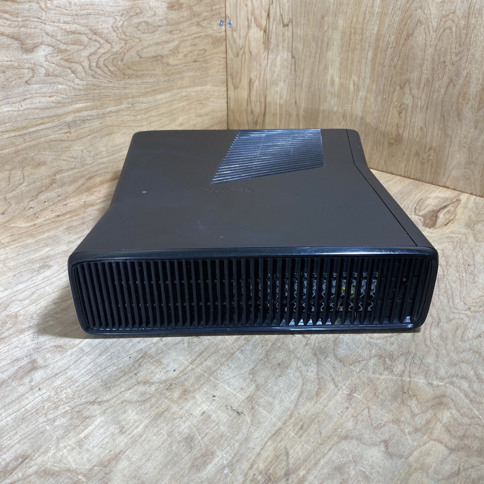 Microsoft Xbox 360 S Console Model 1439 - TESTED