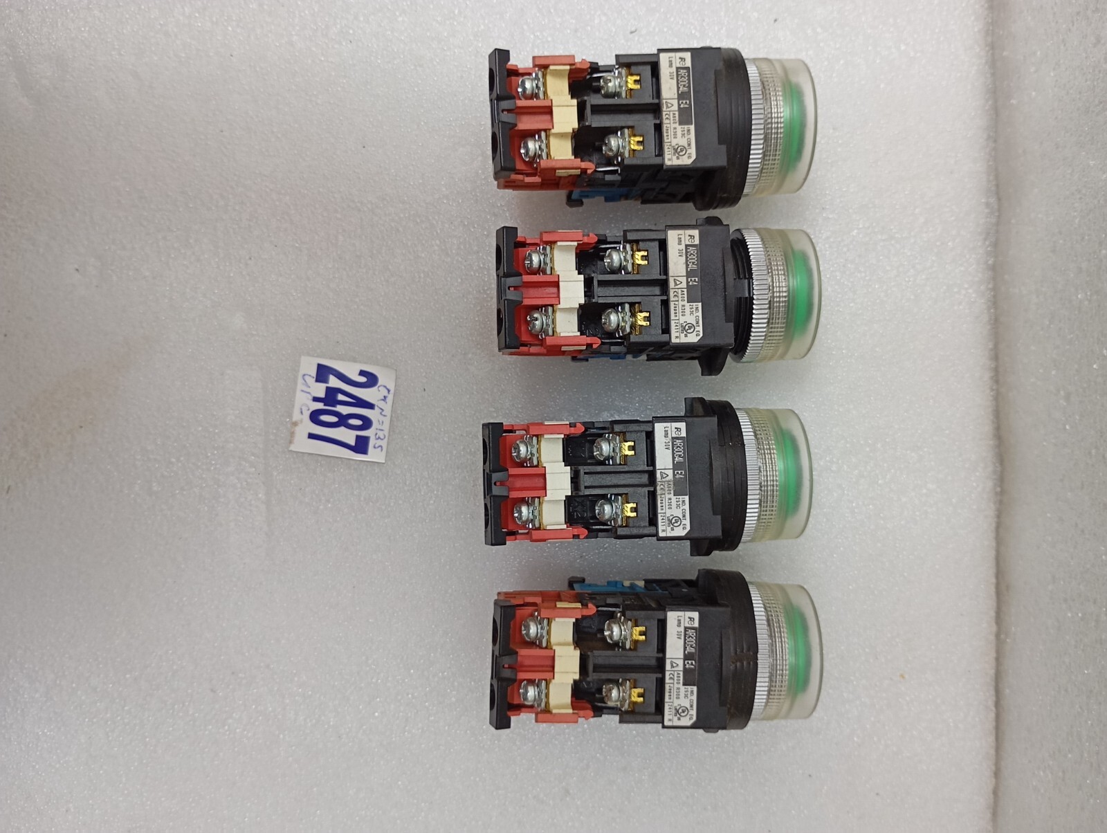 FUJI ELECTRIC Push Button AR30G4L (Lot of 4 Pcs)