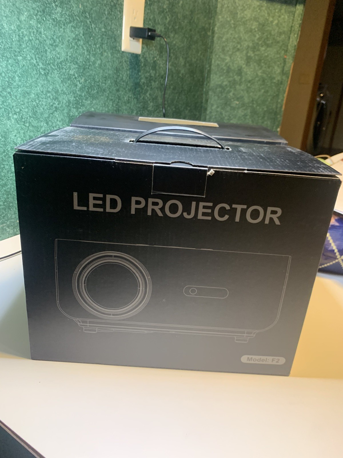 Groview Projector