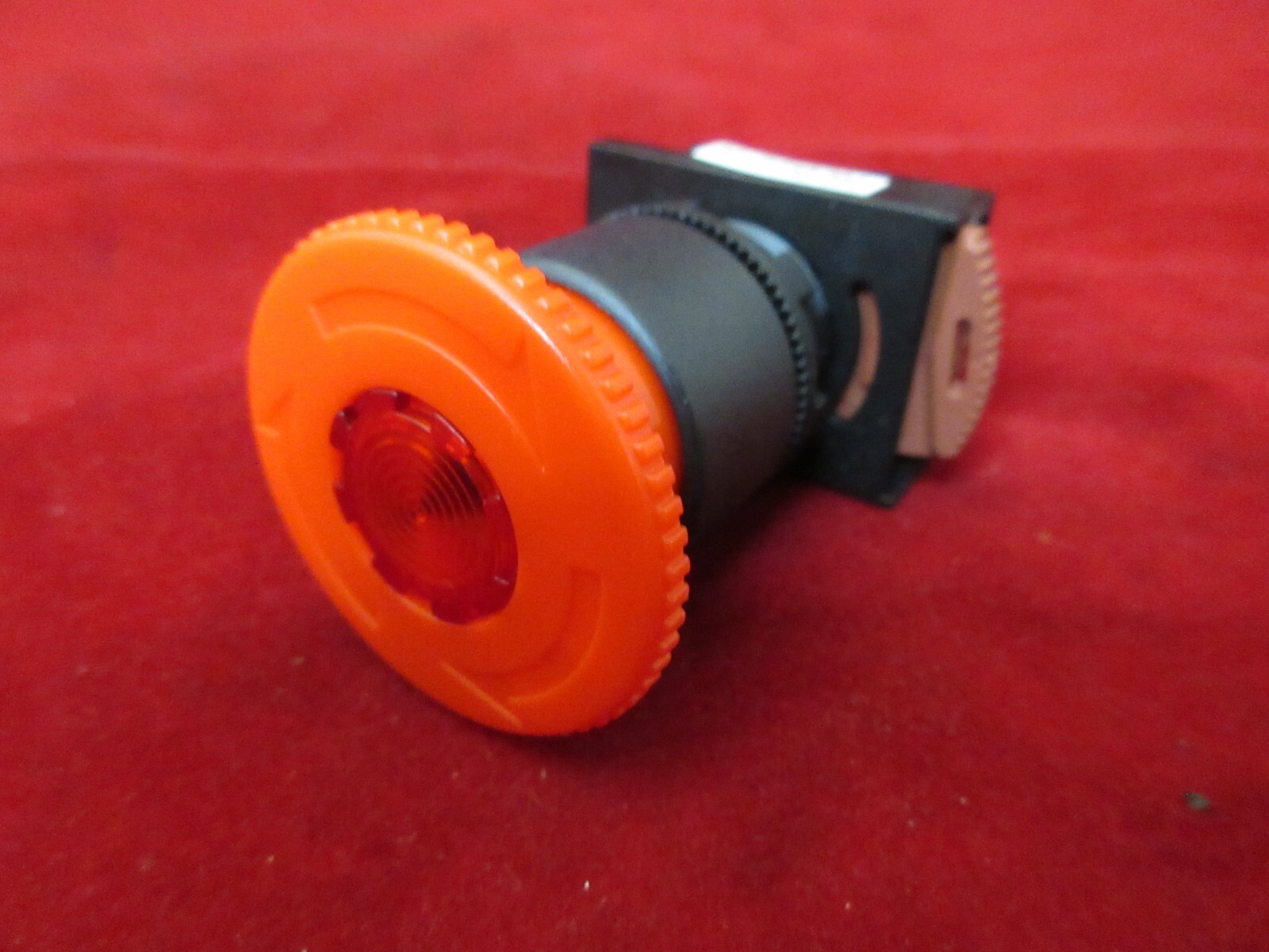 NHD NLB22-R01 RA Mushroom Head Push Button Switches 1b 24V Red