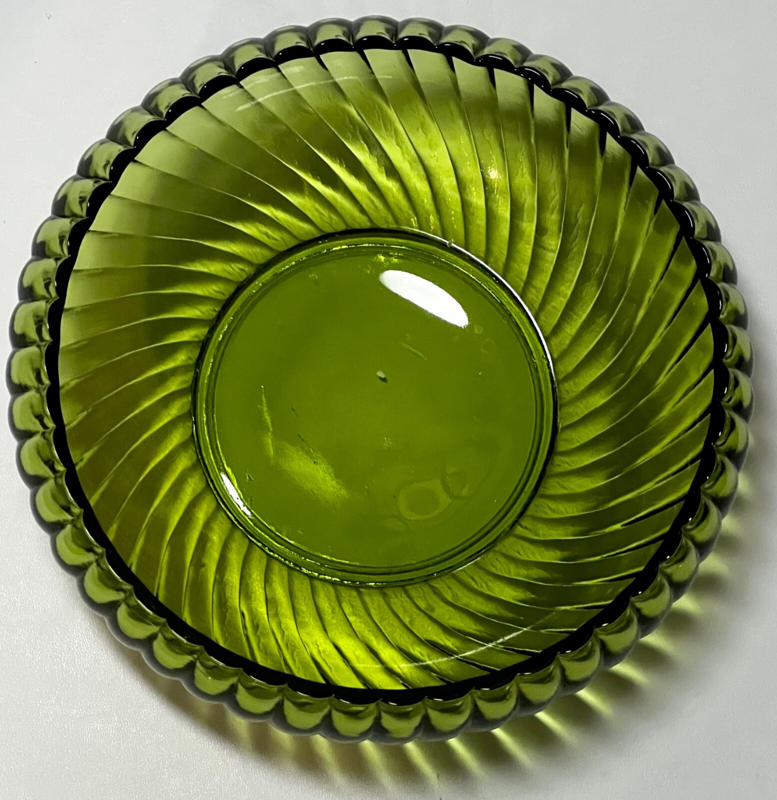 Vintage Anchor Hocking Swirl Green Candy Dish 6-1/2” Excellent Used Condition