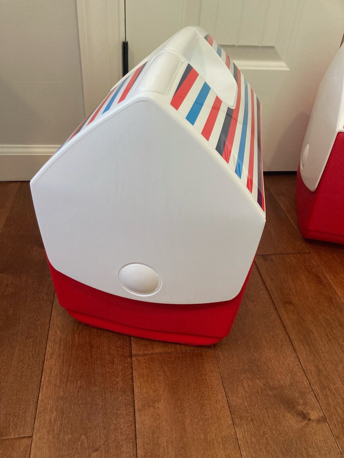 Igloo Playmate Elite 16 Qt Cooler 50th Anniversary Insulated Plastic USA STRIPE