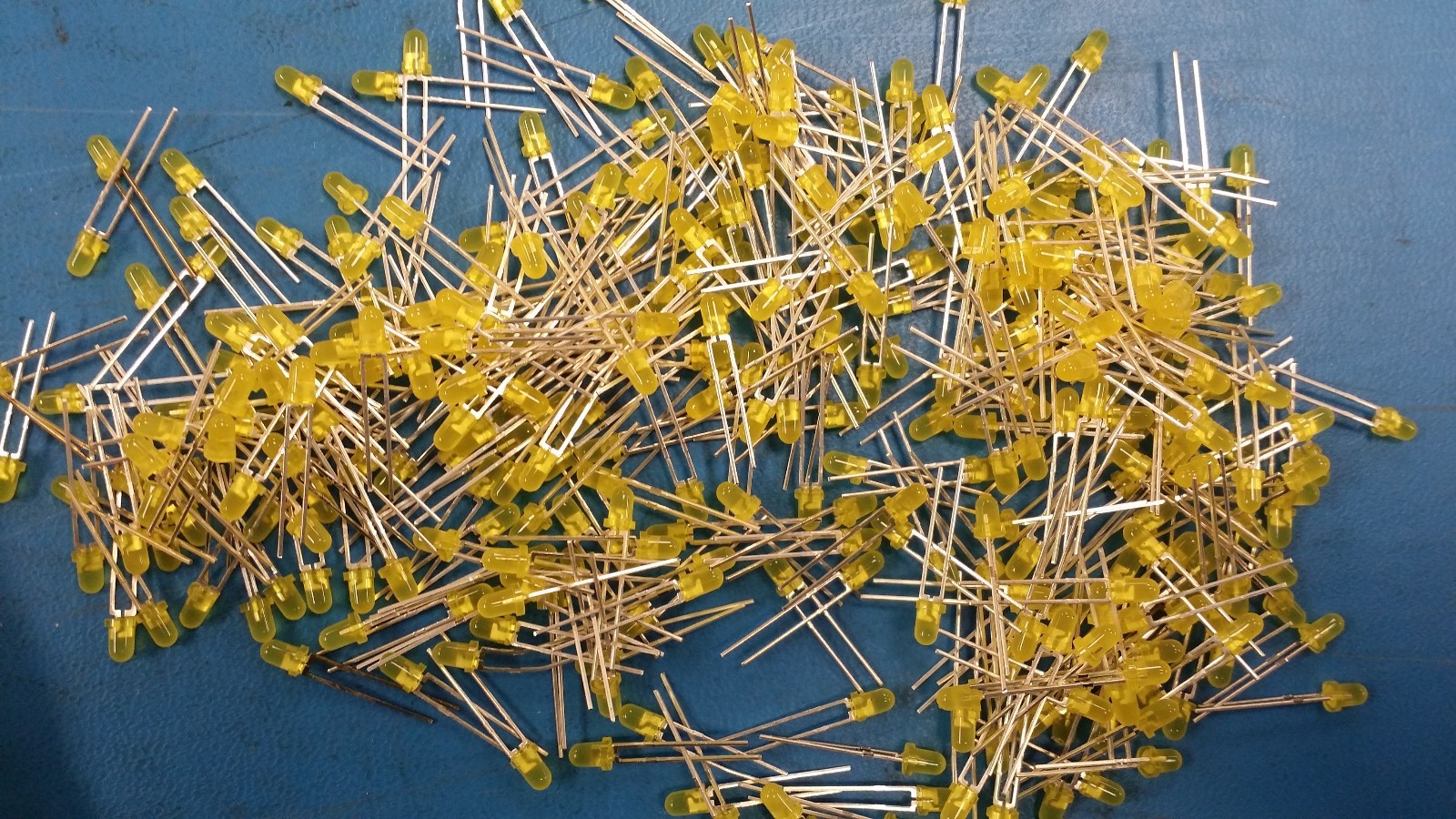 (10 PCS) LTL-251 LITEON LED YELLOW DIFF 3MM ROUND T/H