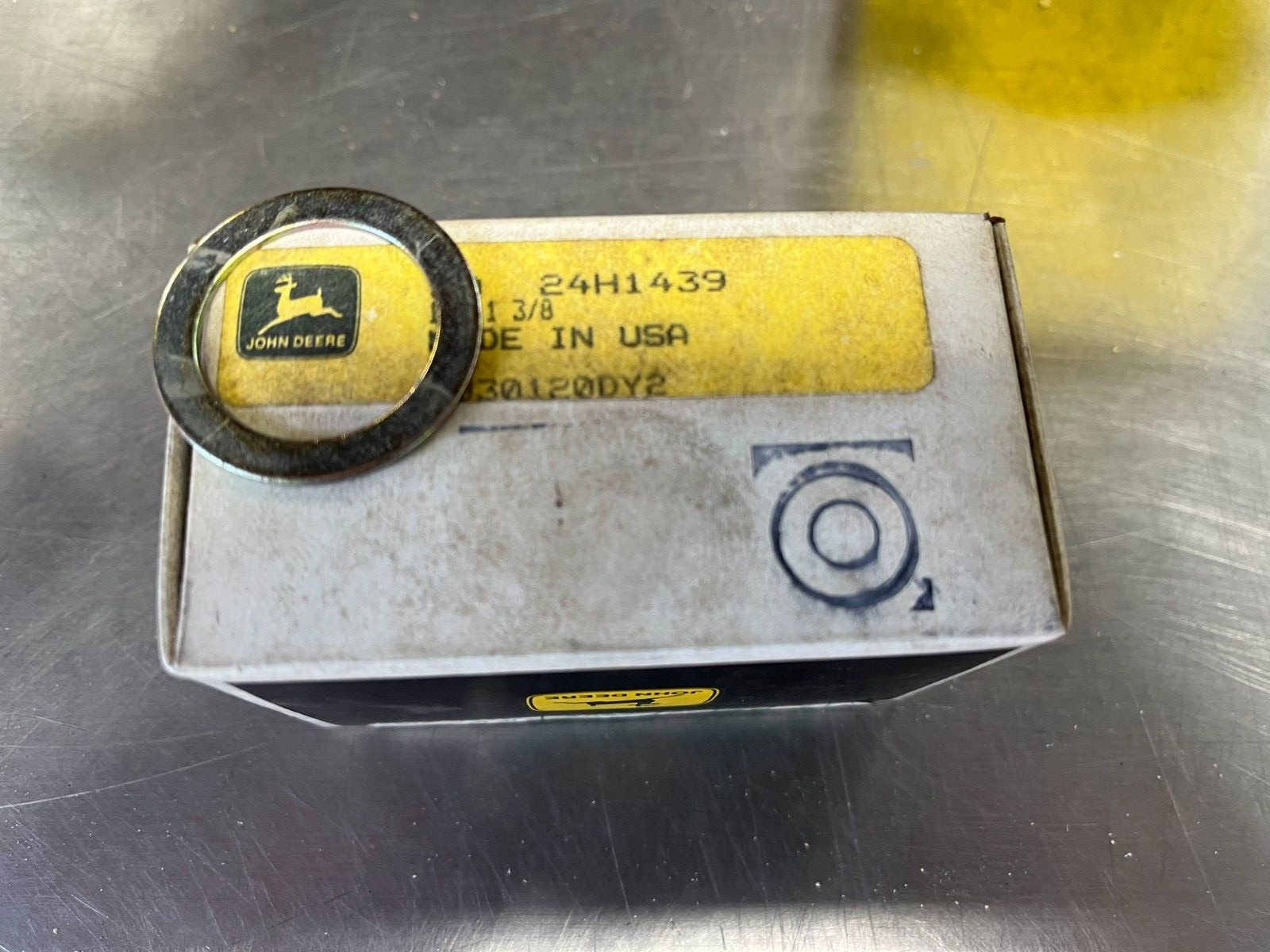 24H1439 OEM John Deere Washer