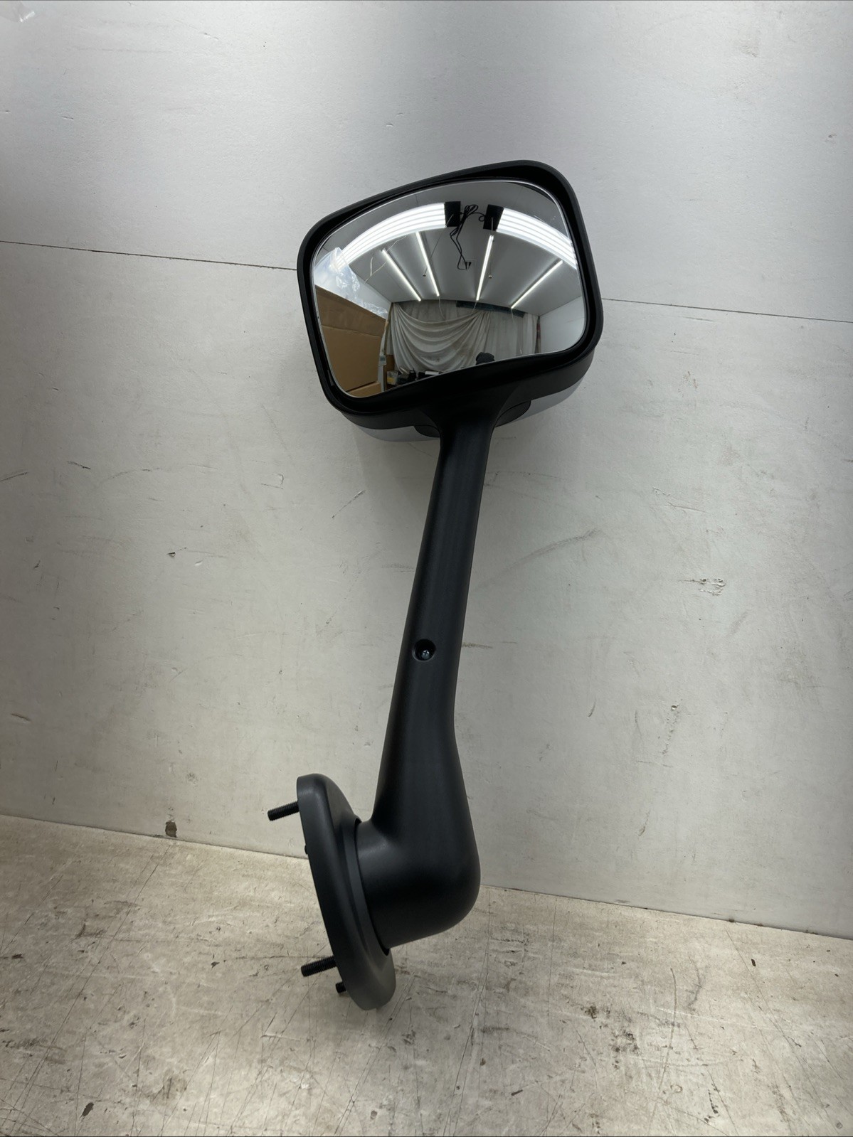 Hood Mount Mirror Assembly RH (Passenger) 1511-0012-Replaces A22-66565-003 (NOS)