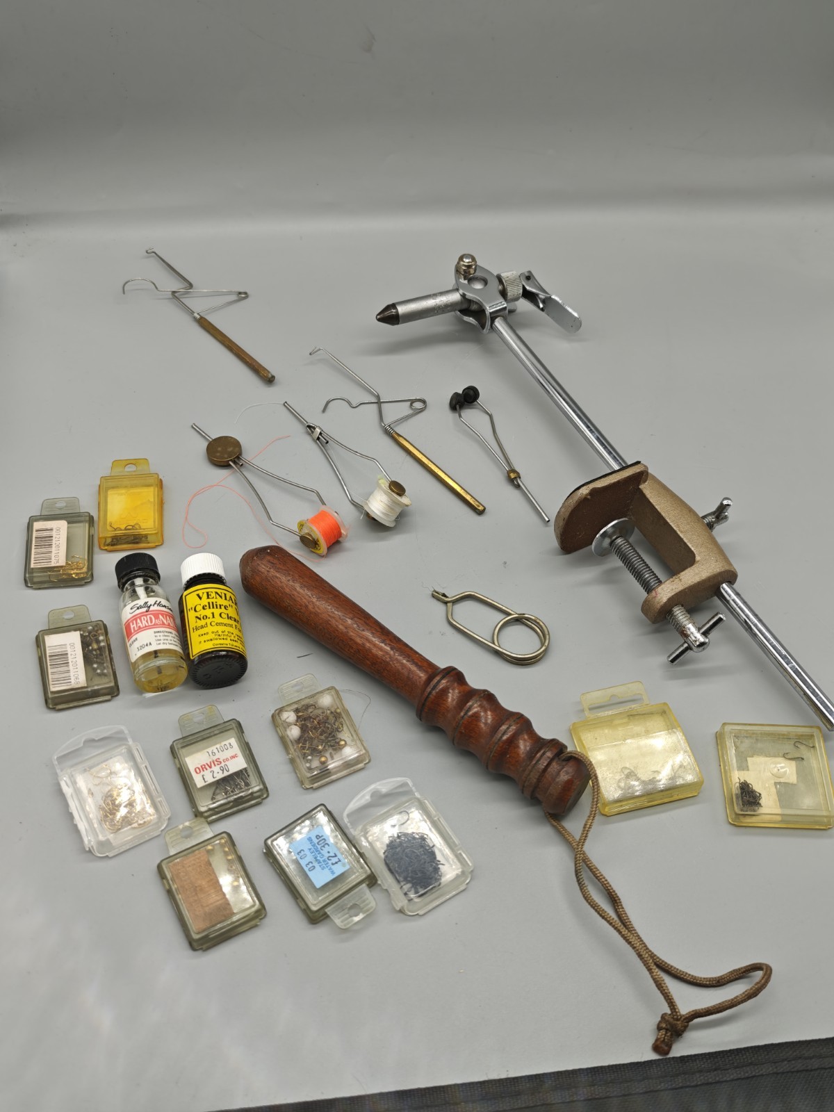Fly fishing Tying Equipment