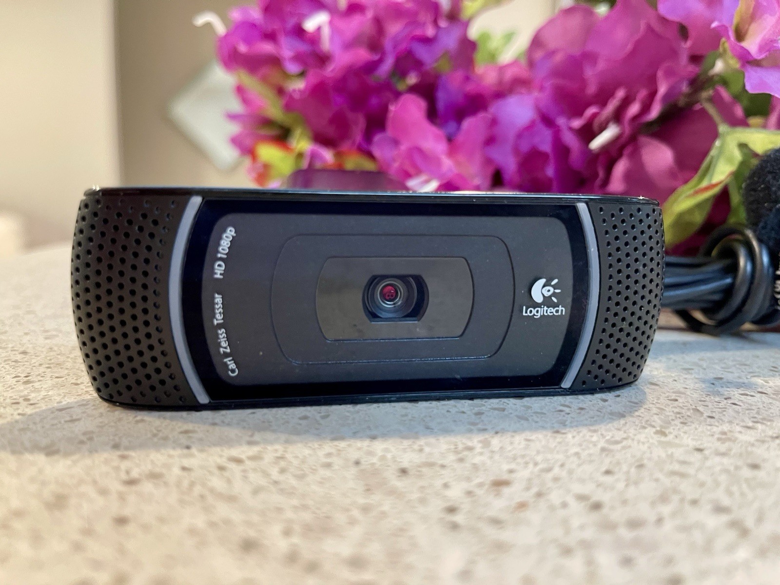 Logitech HD Pro Webcam C910 (model V-U0017)