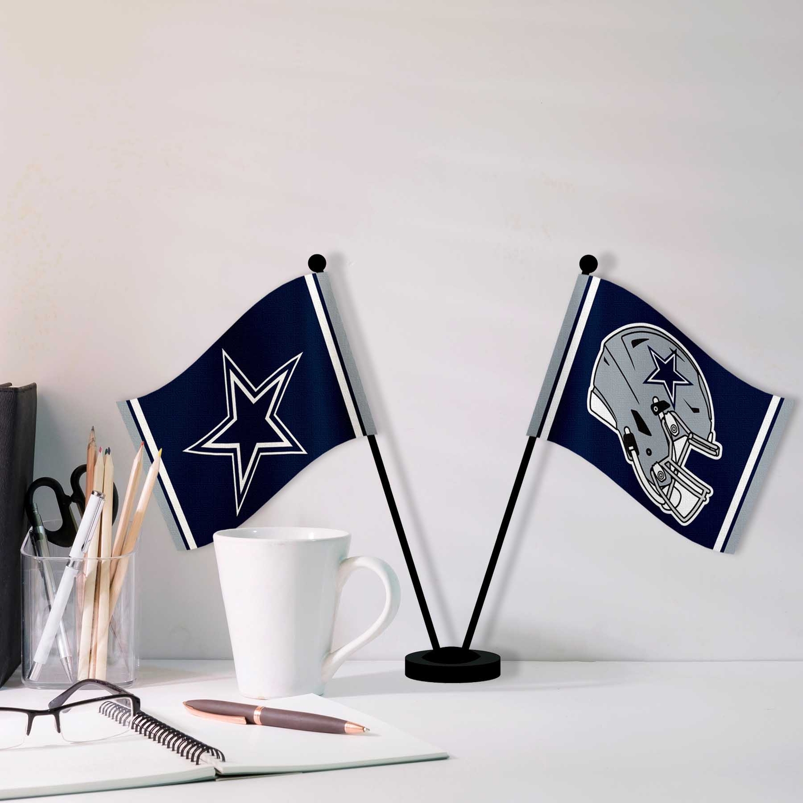 Dallas Cowboys Desk Flags