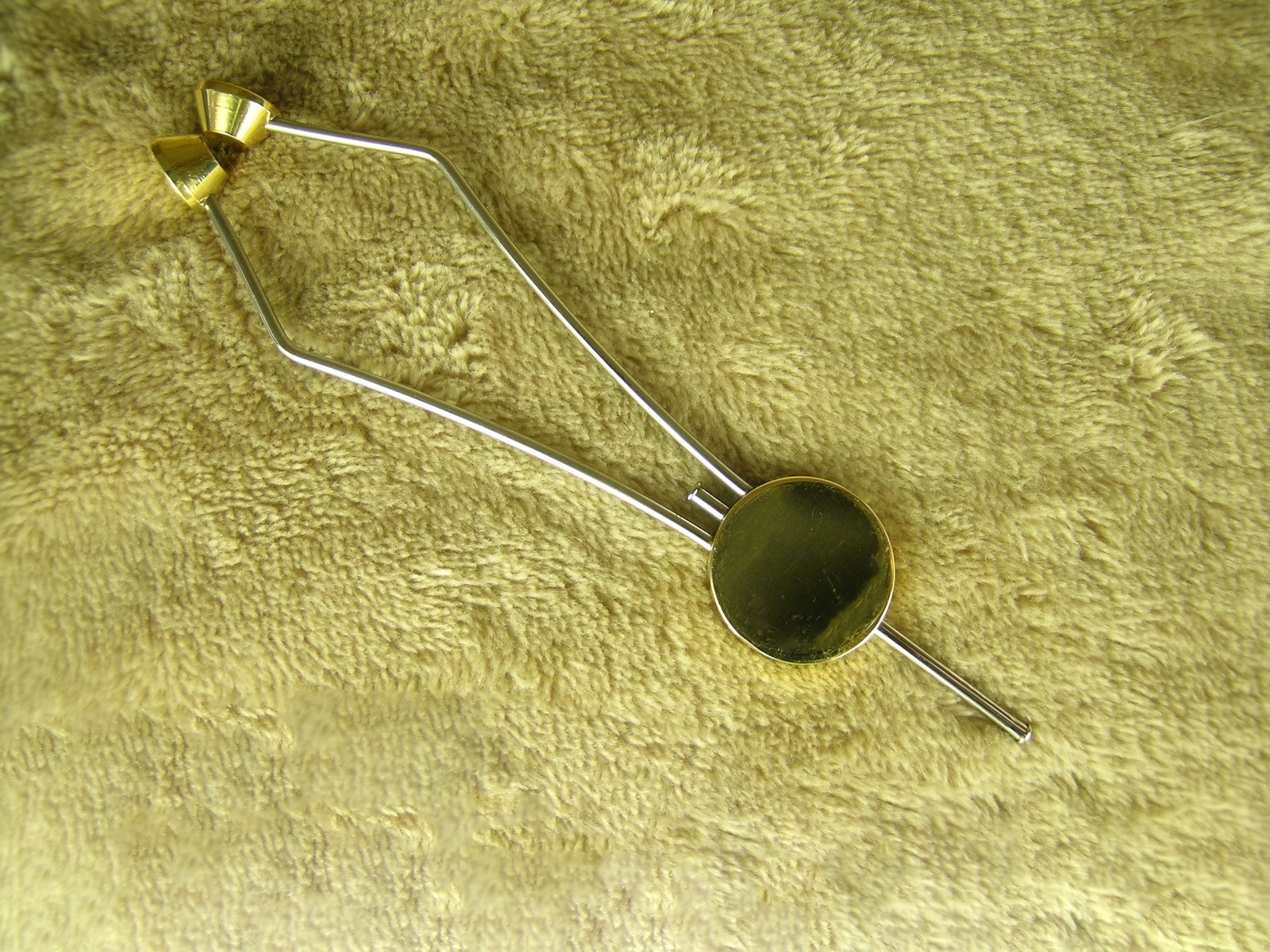 FLY TYING DISC BOBBIN HOLDER SMALL 4" #007